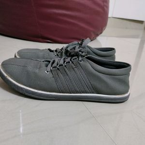 Women's Grey Casual Shoes/Sneakers 👟