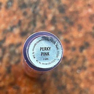 Iba Maxx Matte Liquid Lipstick Perky Pink