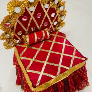 Laddu Gopal Aasan