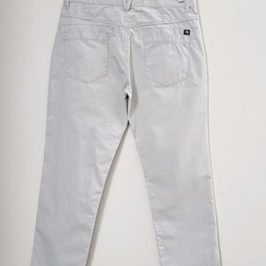 UrbanRanger Grey solid Slim Fit Casual Pant