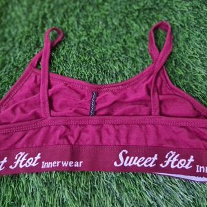 Sport Bra Like New Never Wear