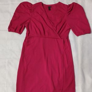 Cute Pink Dress That Can Actually Make Your Day!!!