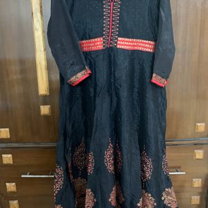 Kurta Churidar Suit Set