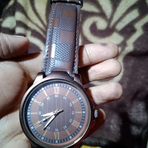 Men Brown Watch⌚