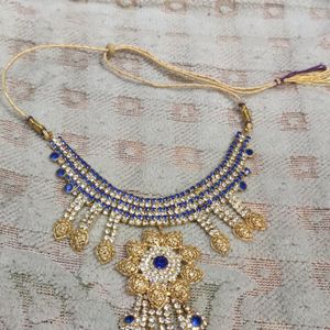 Jewellery Set With Maang Tikka