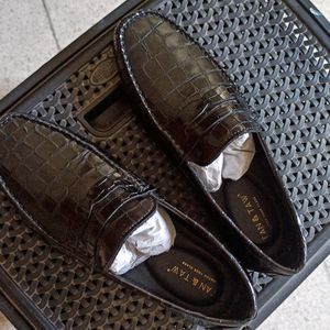 Genuine Leather Crocodile Print Loafers