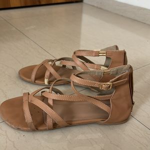 Dressberry Sandals