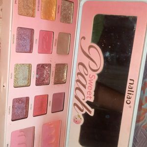 MALIAO SWEET PEACH 🍑 EYESHADOW AND BLUSH