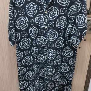 Black Kurti