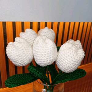 Prize Drop Alert💥🚨 Beautiful White Crochet Tulip