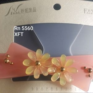 5560 - Korean Hair Clip