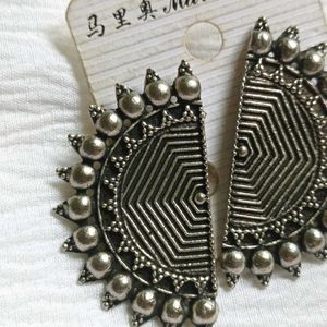 DESIGNER EARRINGS