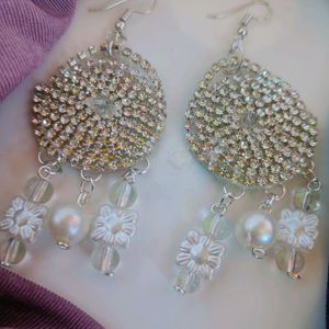 In Ver Low Price Beautiful Earings