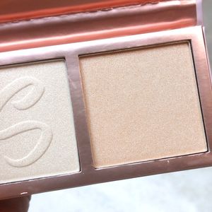 Revolution Highlighter