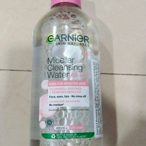 Garnier Skin Naturals Micellar Cleansing Water