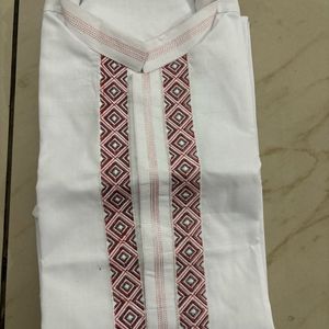 Diwalii Offer!!!Men White Embroidery Kurta