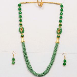 Green Necklace With Earrings..      Jaipurjewelry, BeadsNecklace, ChokerSet, Kundanjewelry, Forever21, Earrings, Necklace, Peacockjewellery, Chain.