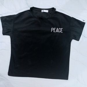 BLACK T SHIRT