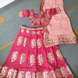 Hota Work Lehnga