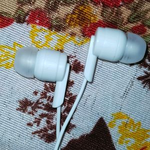 Woos Sterio Earphone