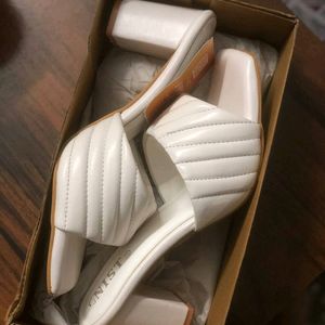 GNIST White Block Heels