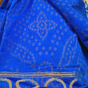 BEAUTIFUL Blue with Pink  Bandhani Print Saree