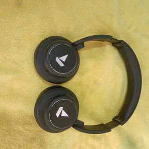 Boat Headphones Original Direct From Showr