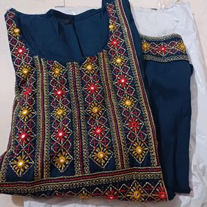 💥🆕️ Embroidered Kurta