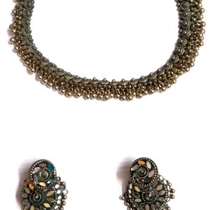 choker and earings set