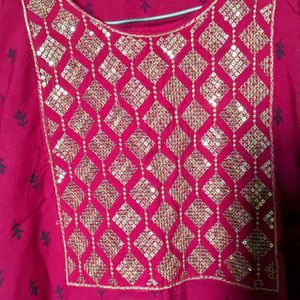 Pretty Zari Design Yoke Part kurti