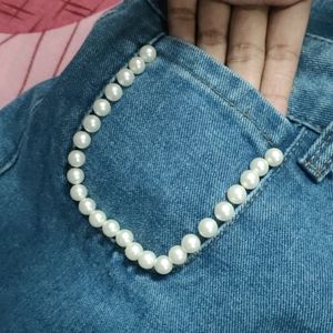 Urbanic jeans with pearl pocket ( high waisted)