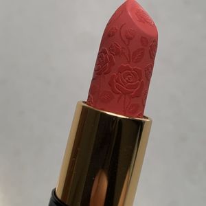 Lakme Rouge Bloon Powder Bullet