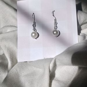 Handmade Faux Pearl Earrings (Silver)