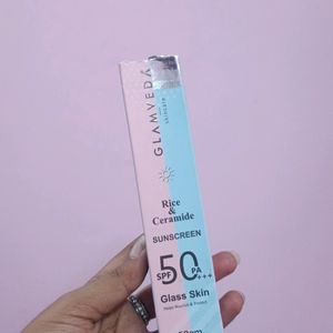 GLAMVEDA RICE AND CERAMIDE SUNSCREEN