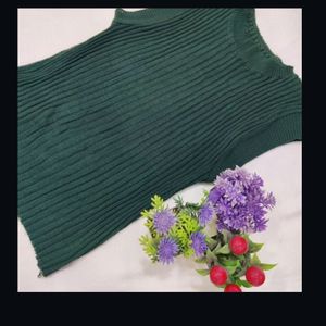 Women's ribbed green  top