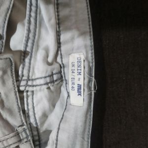 Light Grey Jeans From Max