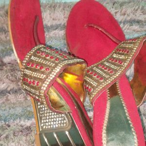 Beautiful Jarkan Sandals