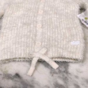 Very Soft And Thick Sweater For Girls