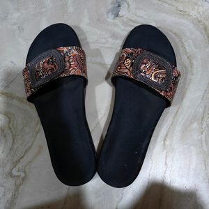 Slippers With Design