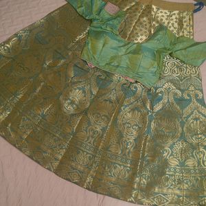 Amazing Lehenga Blouse Set