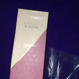 HVNLY BLOSSOM 🌸🌸women Perfume