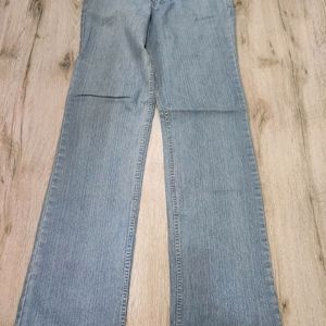 Blue Straight Fit Jeans For Women