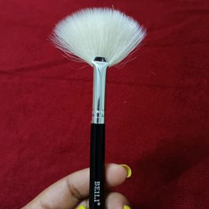 Beili Professional Face Brush