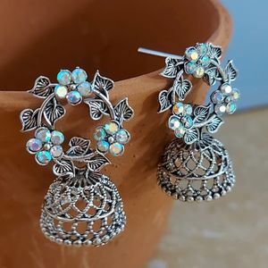 Stylish Jhumkis! FREE SHIPPING