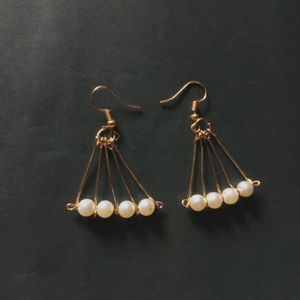 Stylish Perla Earring