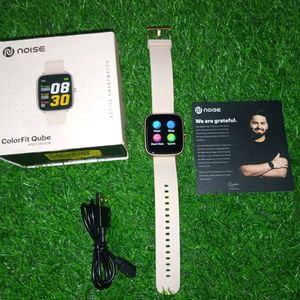 Noise Colorfit Qube Smart Watch