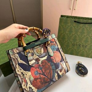 Gucci_GG_Diana_Python_Premium_Tote_Bag