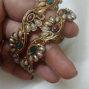 Pearl Kundan Bangles