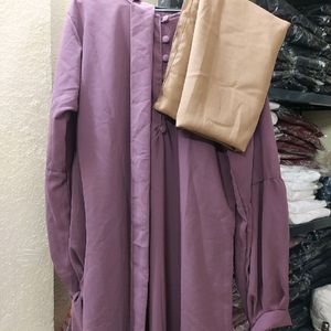 Button Abaya