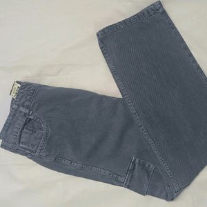 Zaara Straight Fit Jeans